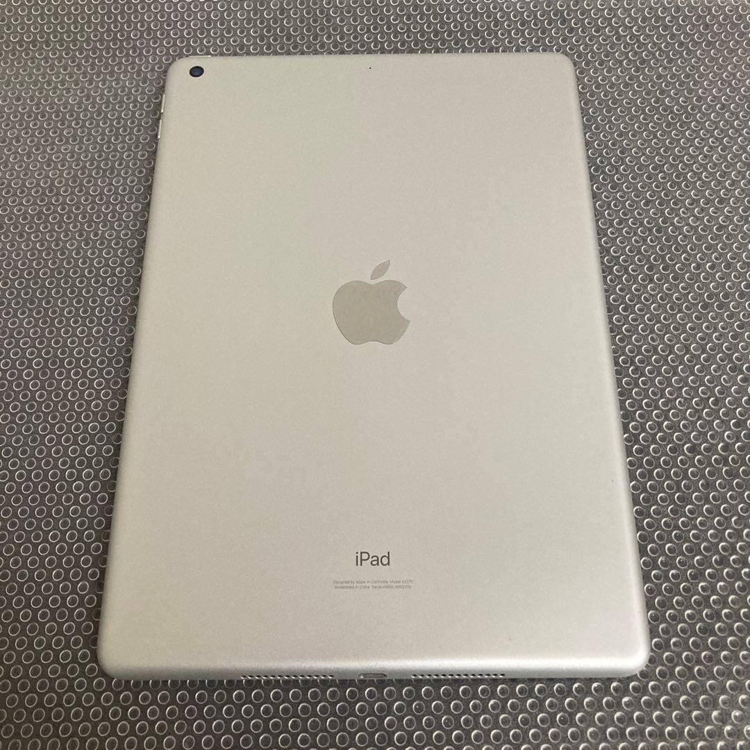 585【早い者勝ち】比較的美品☆iPad8 第8世代 32GB WIFIモデル☆