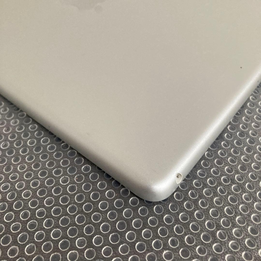 585【早い者勝ち】比較的美品☆iPad8 第8世代 32GB WIFIモデル☆