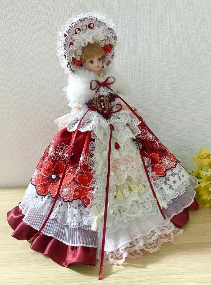 ニ*ウ様 リカちゃん ジェニーちゃん 着せ替え服 赤と白のドレス ハンドメイド