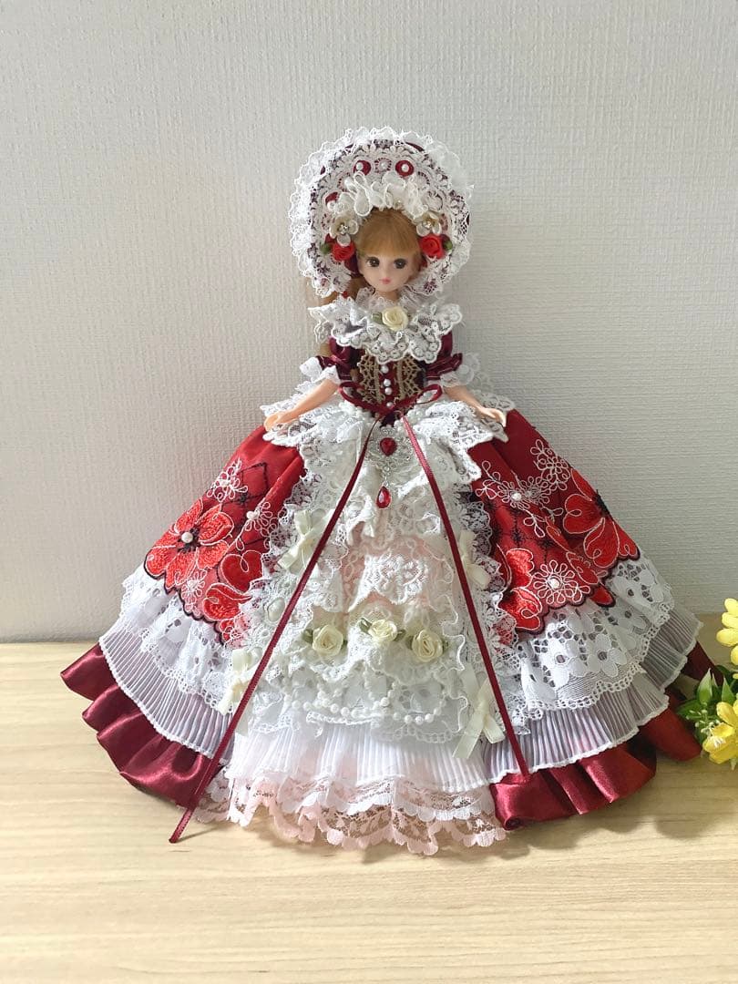 ニ*ウ様 リカちゃん ジェニーちゃん 着せ替え服 赤と白のドレス ハンドメイド