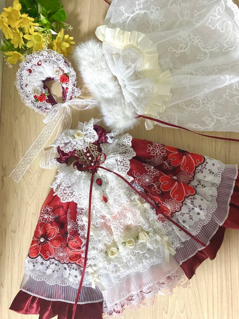 ニ*ウ様 リカちゃん ジェニーちゃん 着せ替え服 赤と白のドレス ハンドメイド
