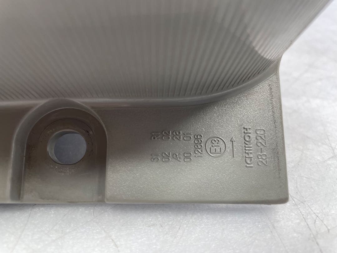 中古|良品70ヴォクシー LED右テールランプZRR70/75 前期28-220