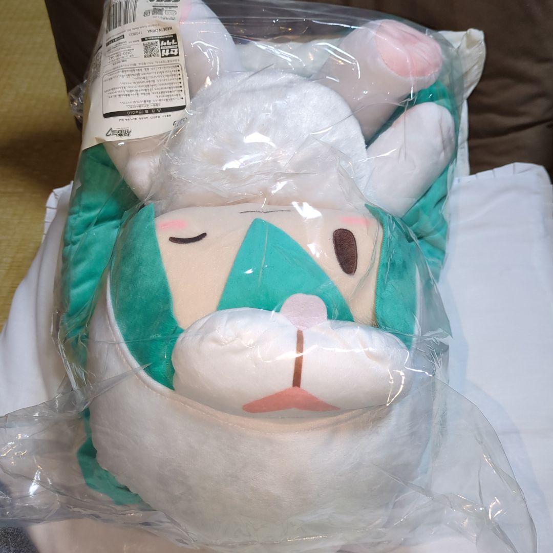 【未開封品】初音ミク 卯2023 ふわぷち ぬいぐるみ (LL)