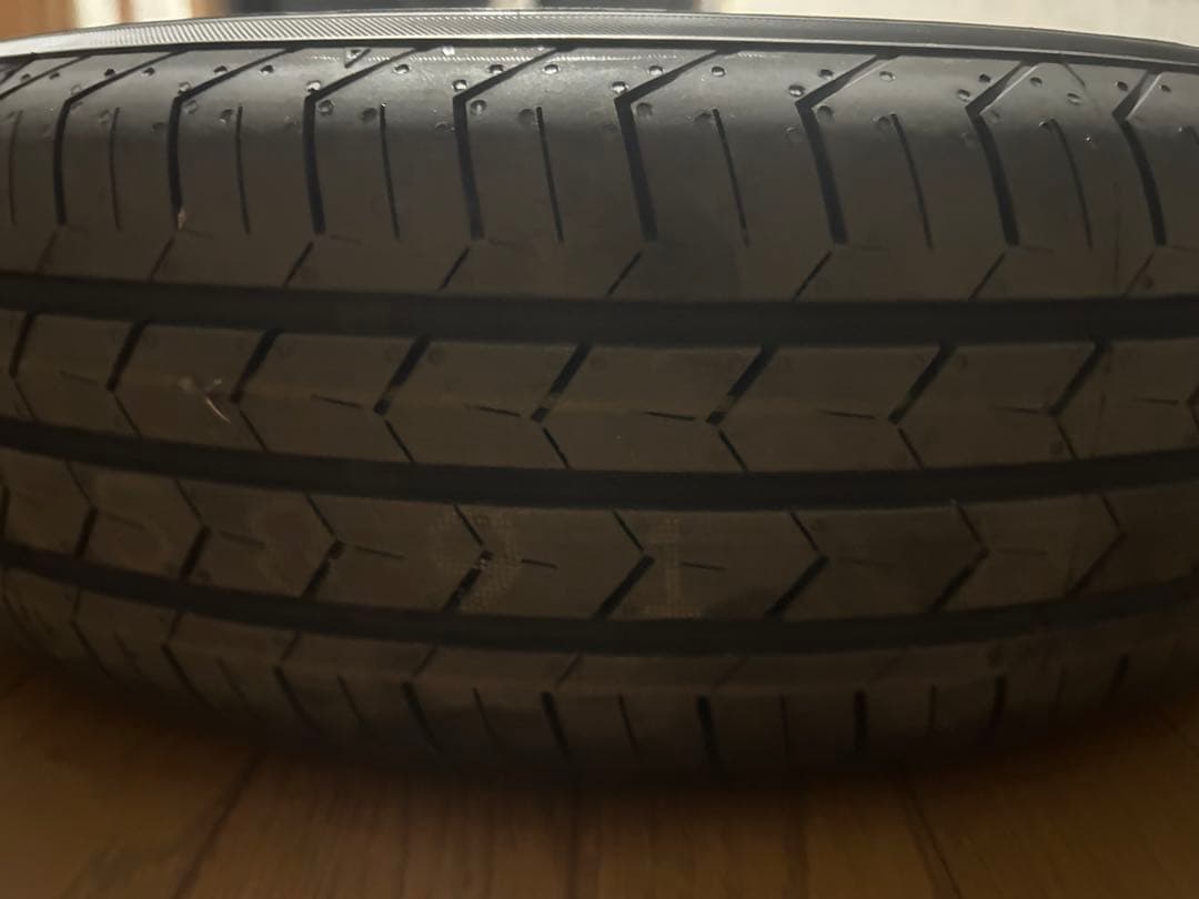２０２６年製ヨコハマbluearth 165/65R15のサマータイヤ4本セット