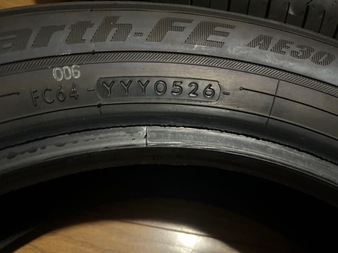 ２０２６年製ヨコハマbluearth 165/65R15のサマータイヤ4本セット