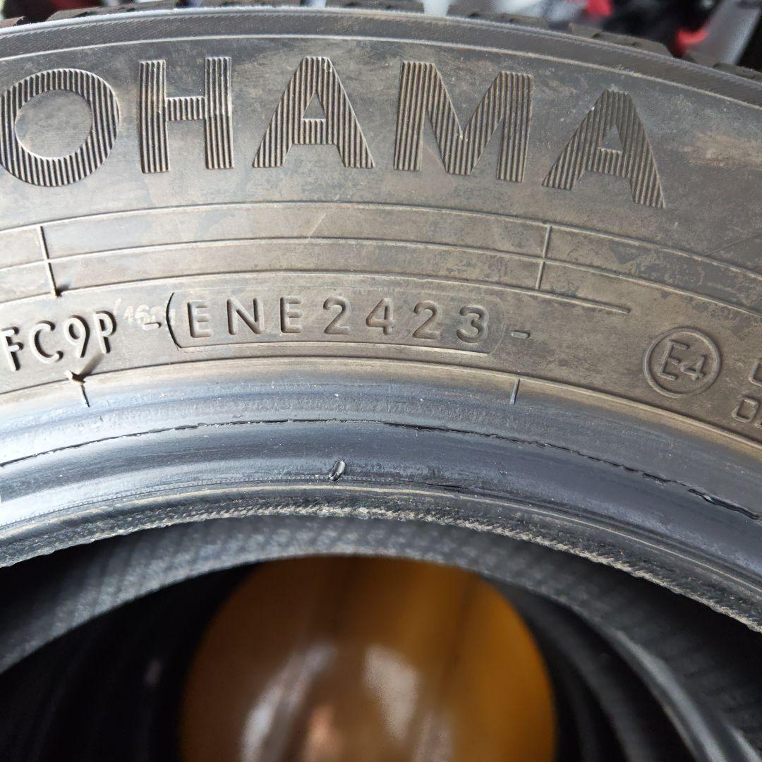 ヨコハマ　ice GUARD iG60 スタッドレスタイヤ 175/65R14