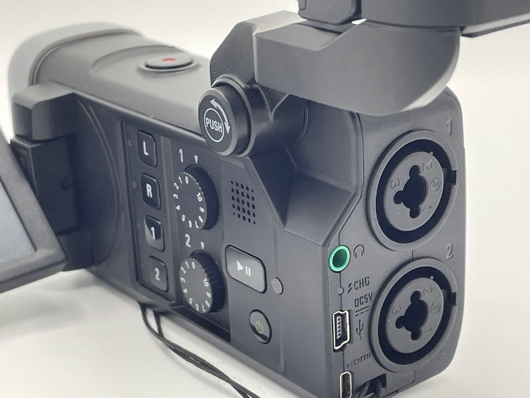 Zoom Q8 バッテリー2個 ビデオカメラ