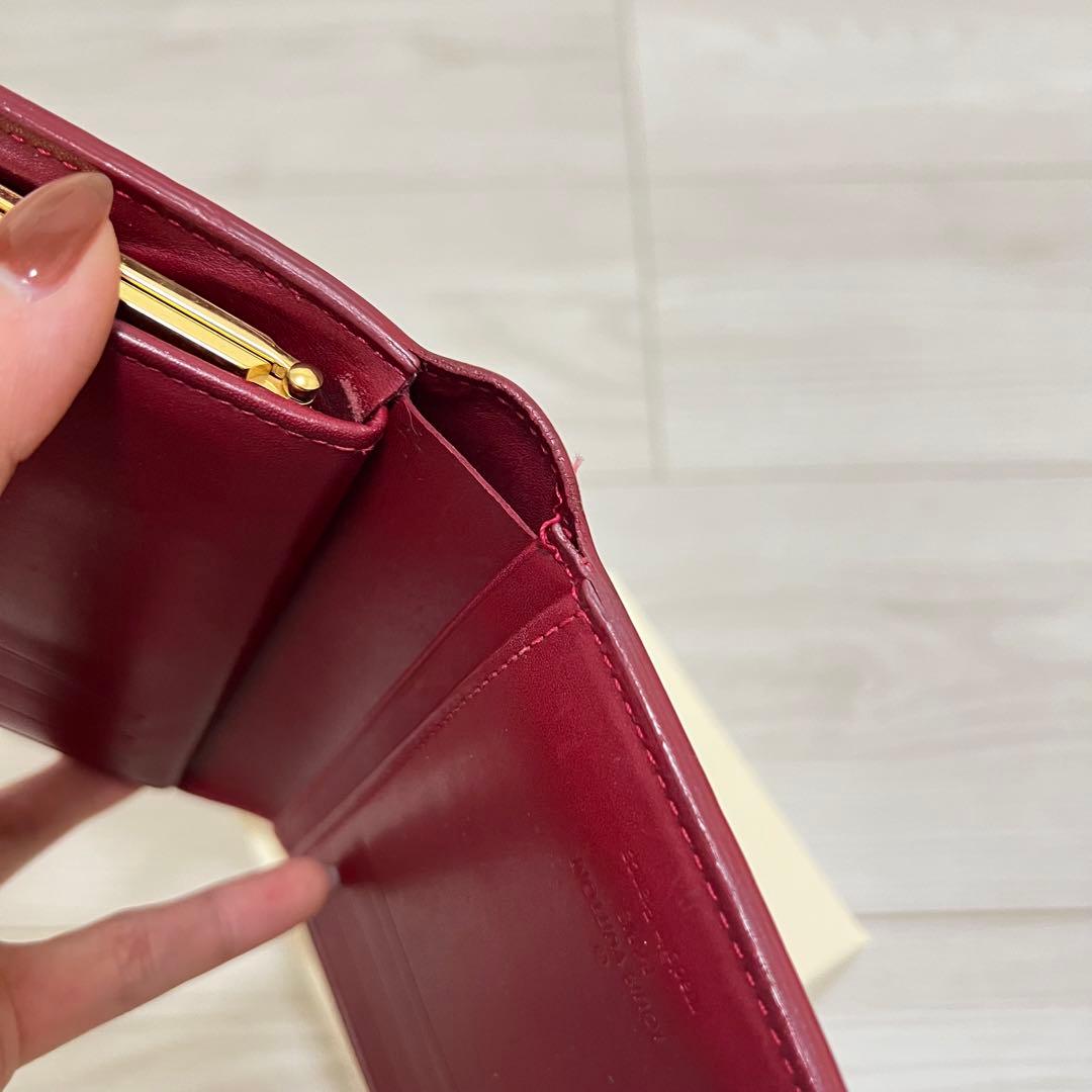 LOUISVUITTON ルイヴィトン　二つ折り財布　がま口　ヴェルニレッド　赤