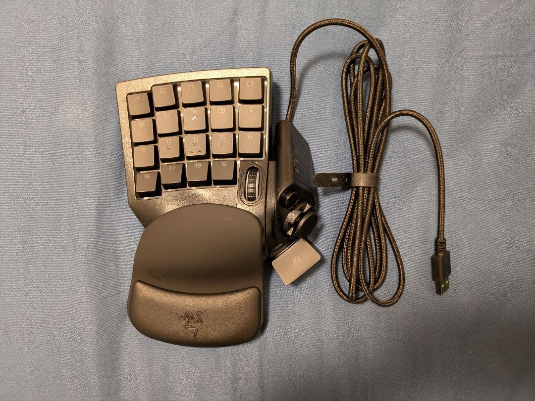 も*ぐ様 Razer Tartarus V2 ゲーミングキーパッド 左手デバイス
