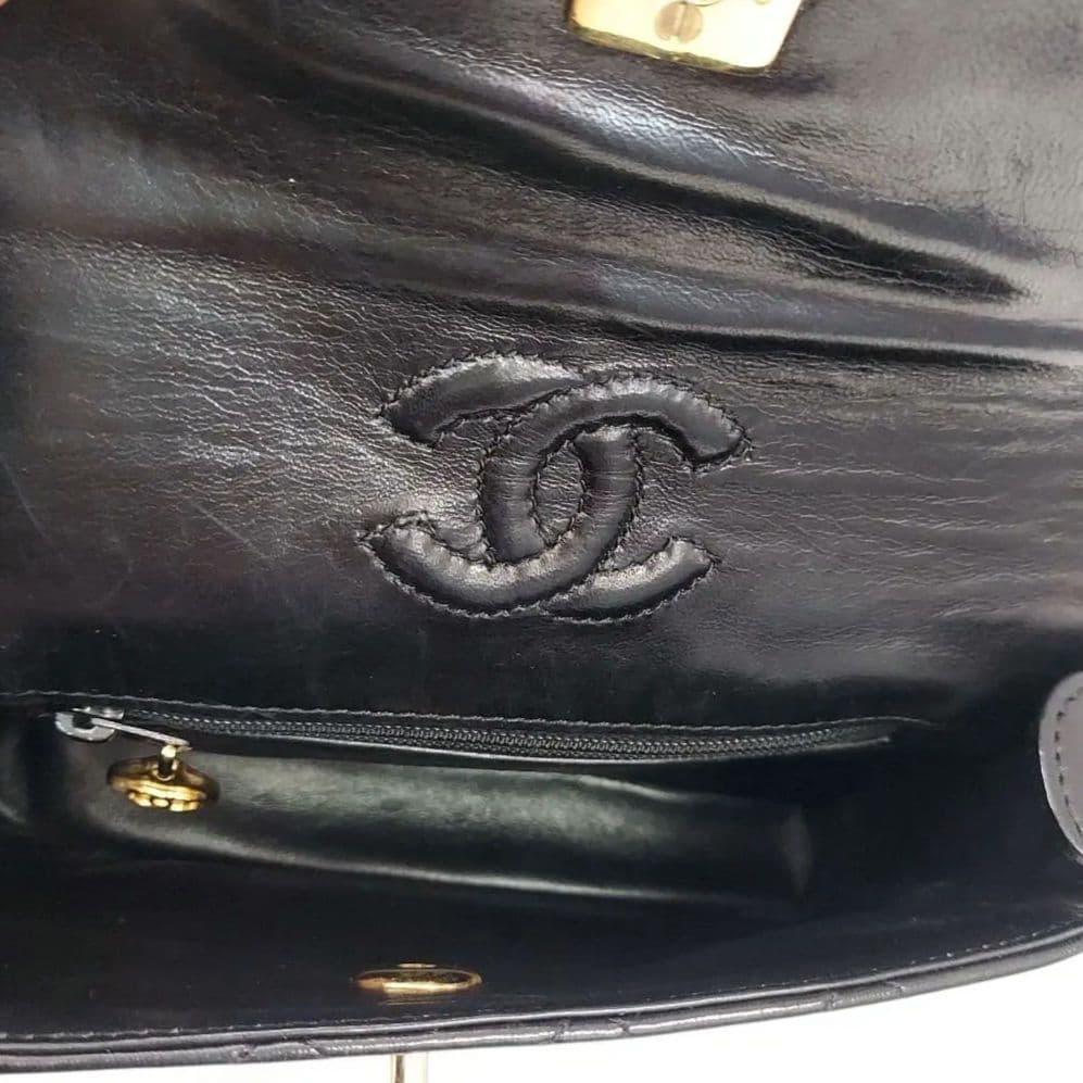 【美品】CHANEL　マトラッセ　ウエストポーチ　ギャランティカード付き　黒