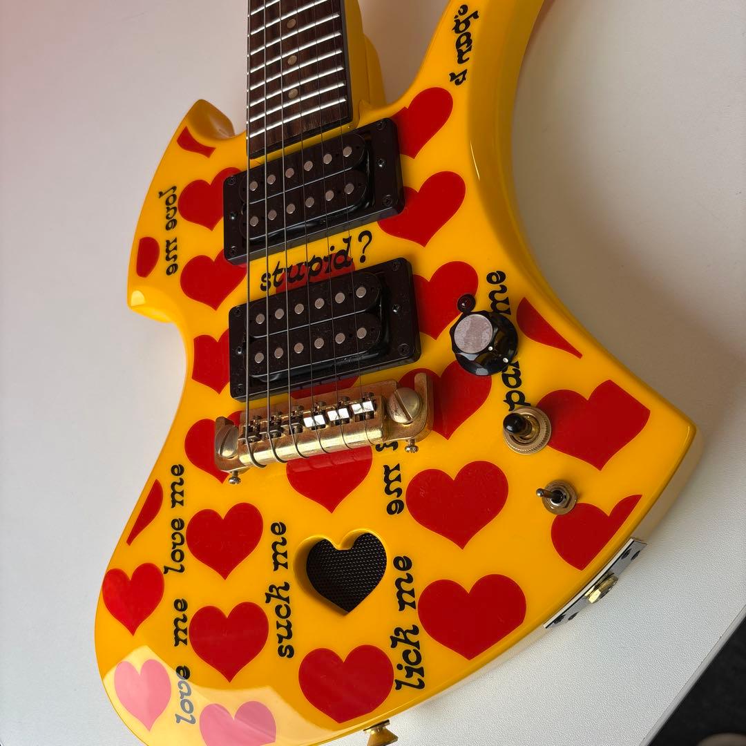BURNY FERNANDES イエローハートYH-JR　hide アンプ内蔵