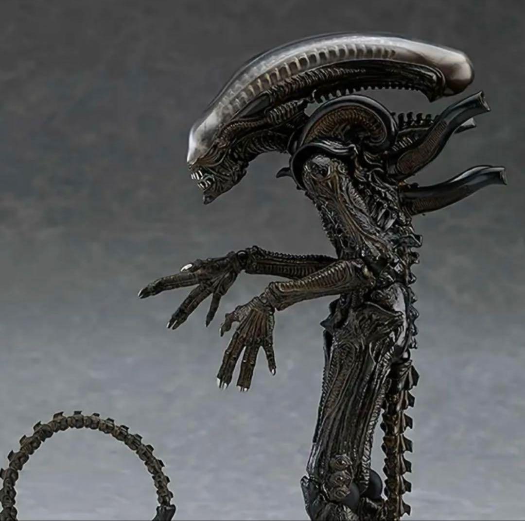 Xenomorph エイリアン フィギュア デコレーション用 リアルな可動モデル