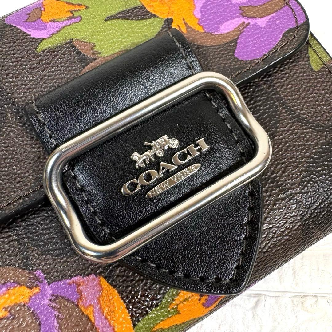 ☆COACH スモール モーガン ウォレット 花柄 三つ折り財布