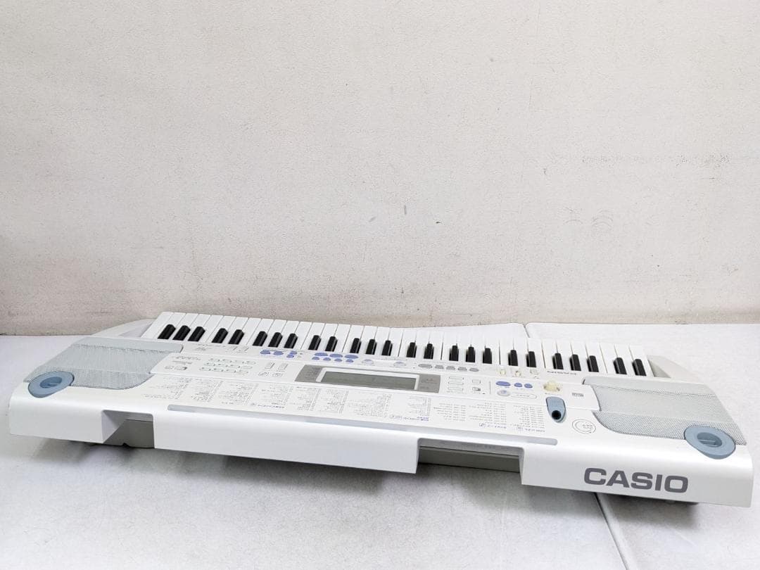 カシオ LK-203 電子ピアノ 電子キーボード 光ナビゲーション 61鍵