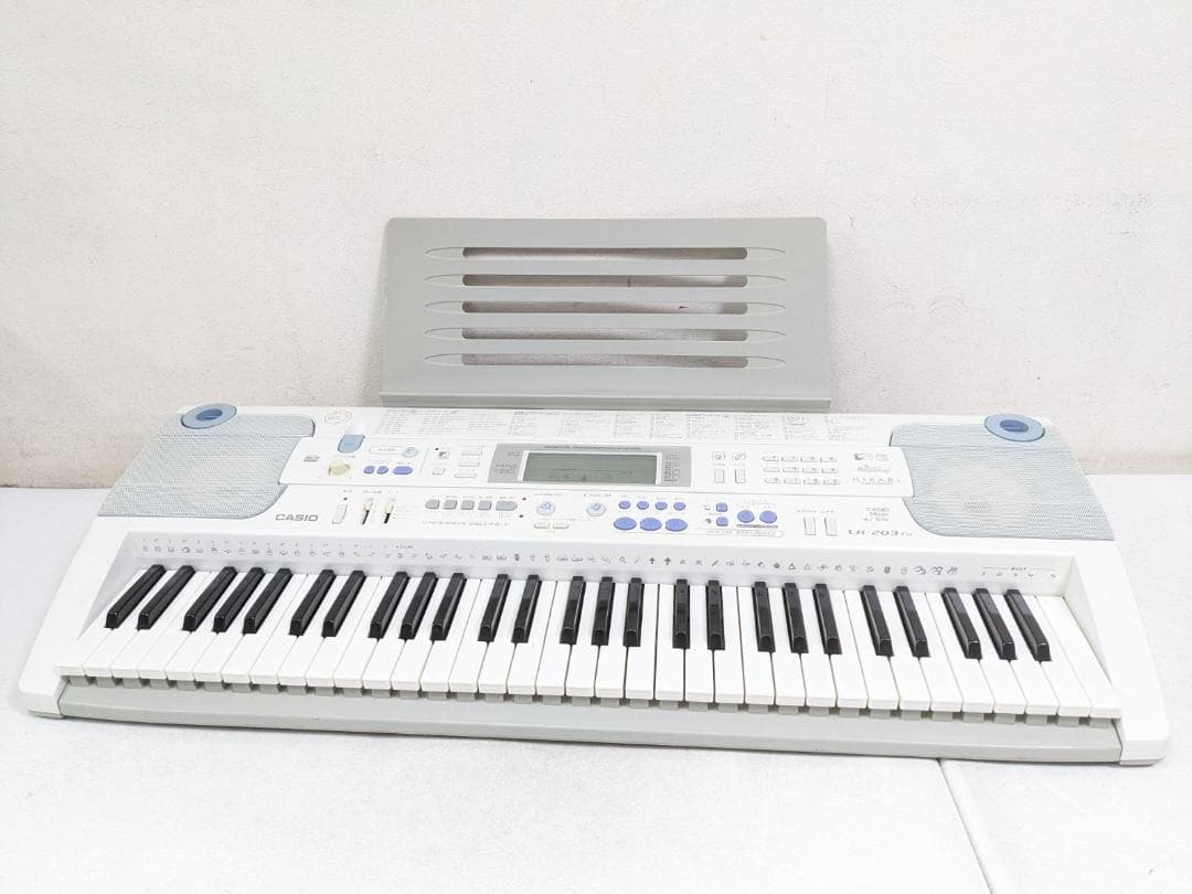 カシオ LK-203 電子ピアノ 電子キーボード 光ナビゲーション 61鍵
