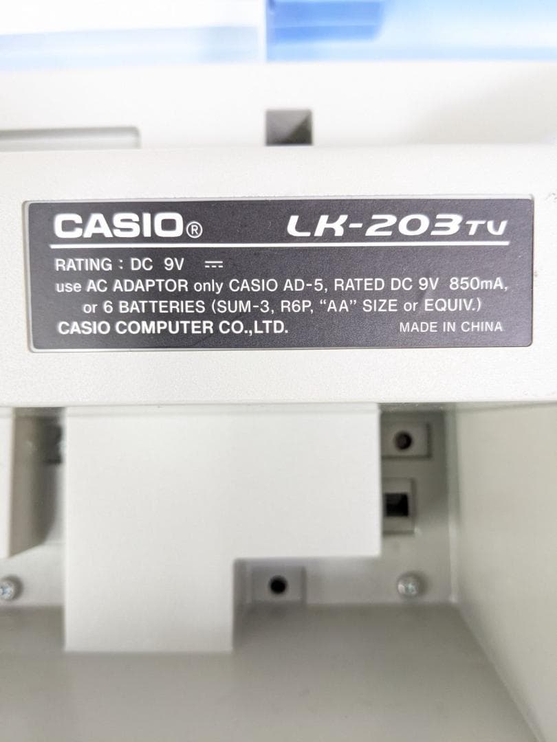 カシオ LK-203 電子ピアノ 電子キーボード 光ナビゲーション 61鍵