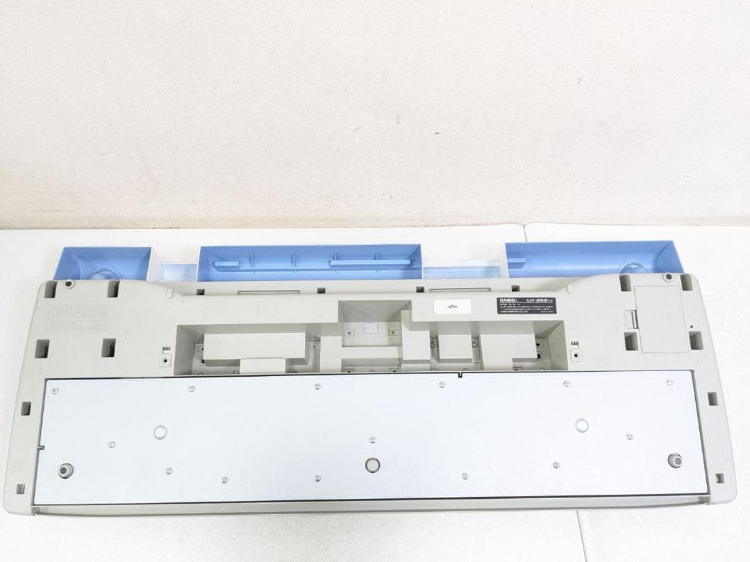 カシオ LK-203 電子ピアノ 電子キーボード 光ナビゲーション 61鍵