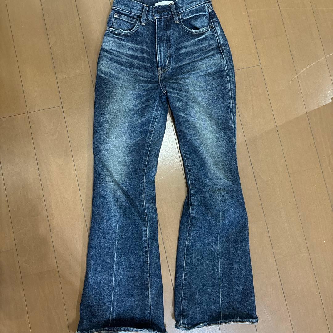 MOUSSY MVS D/BLU FLARE 美品　23