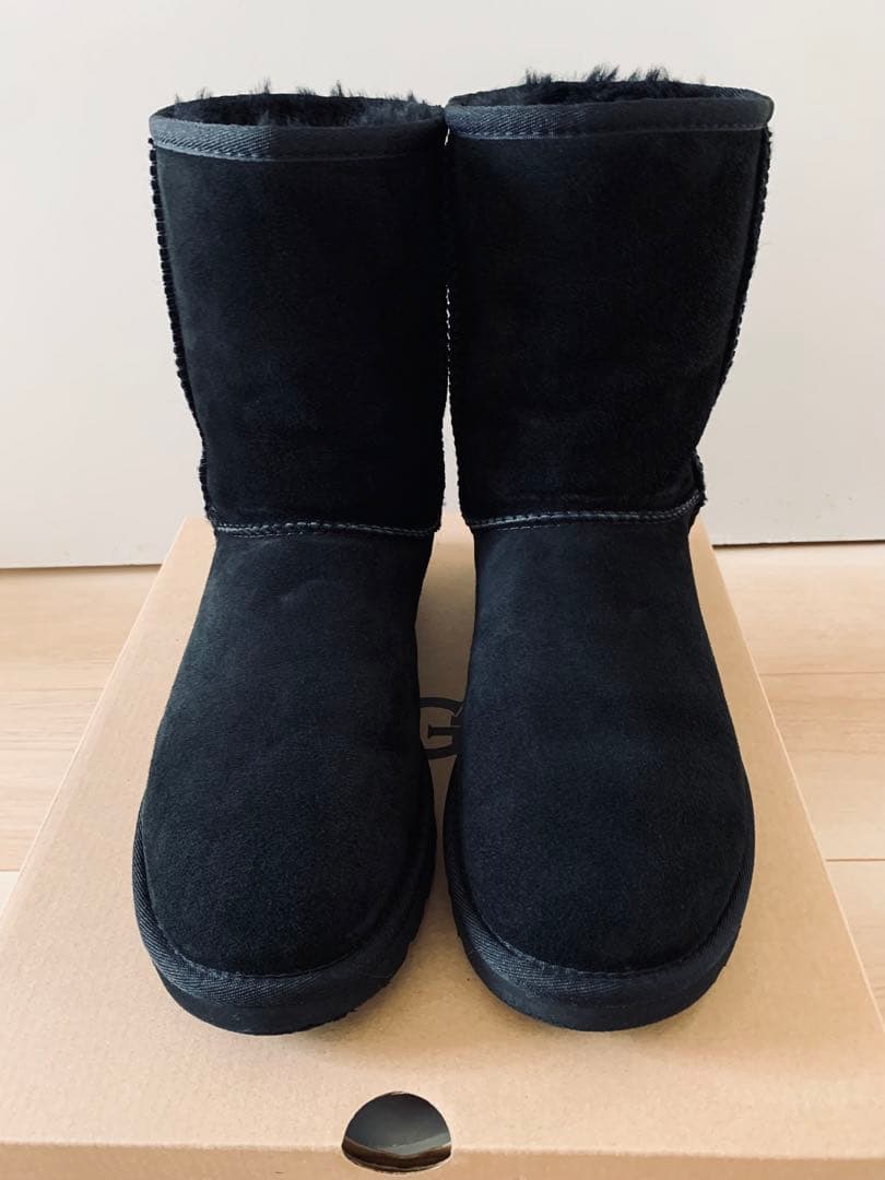 アグ UGG ムートンブーツ W CLASSIC SHORT Ⅱ ブラック 25