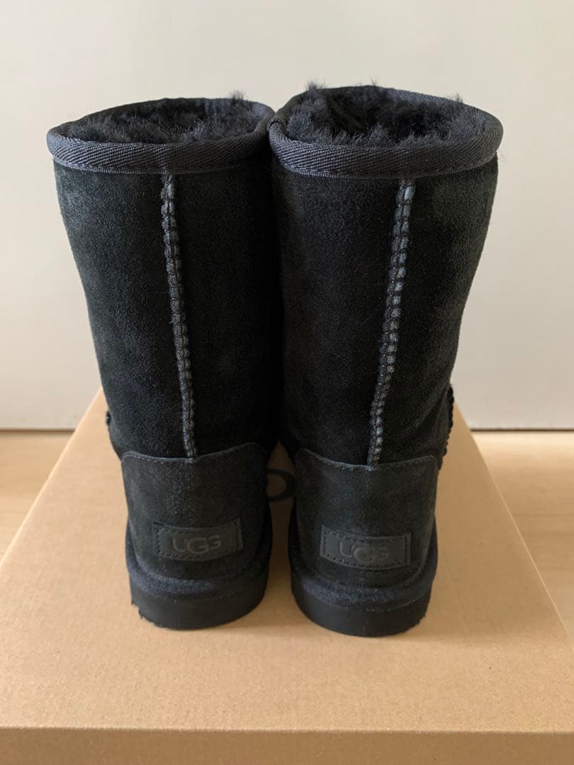 アグ UGG ムートンブーツ W CLASSIC SHORT Ⅱ ブラック 25