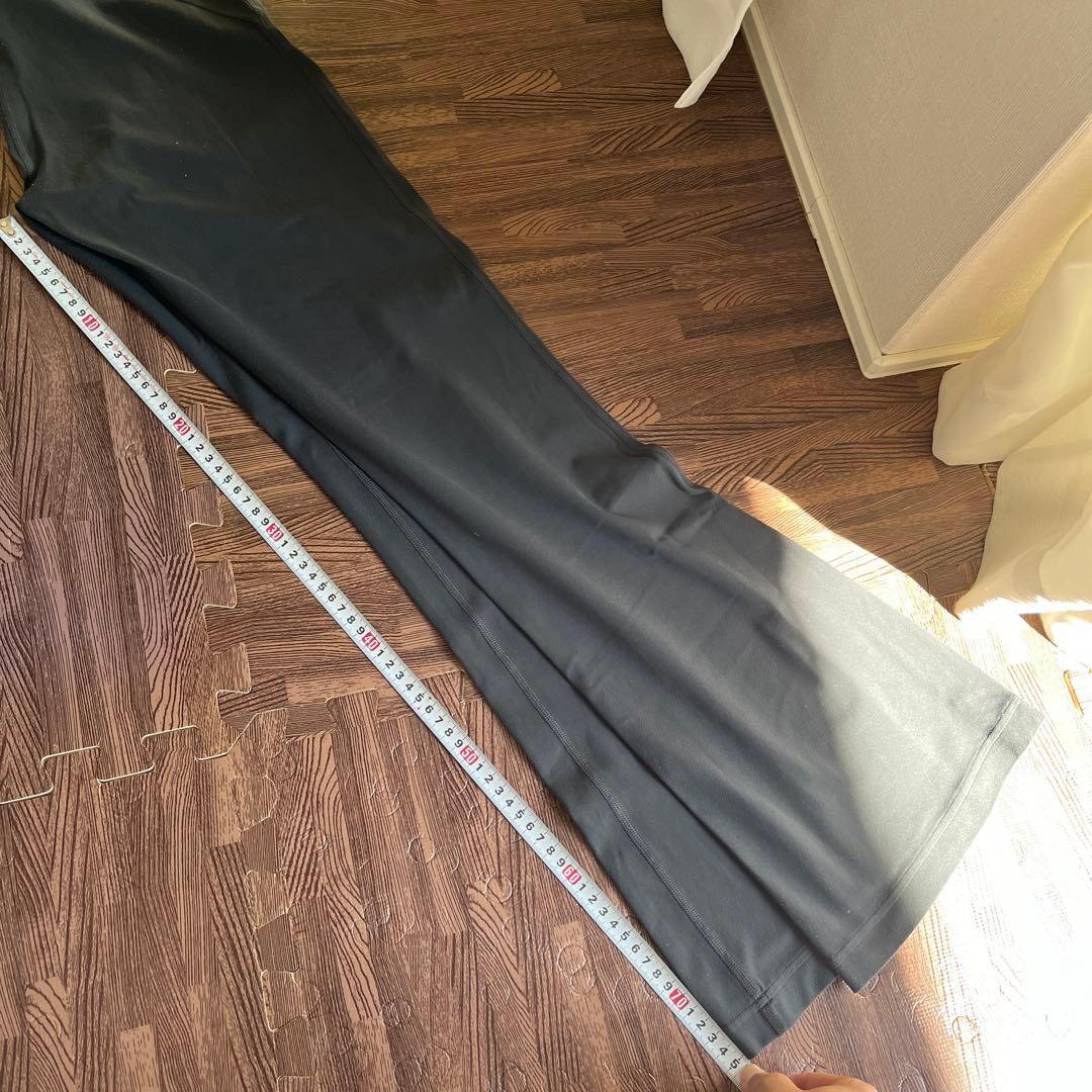 Lululemon フレア ヨガパンツ