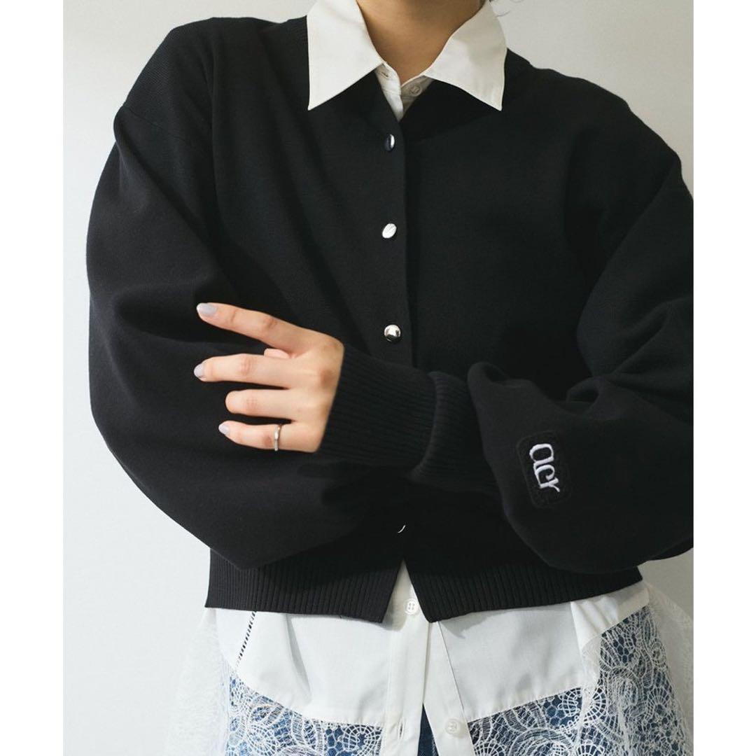 新品ADAM ET ROPE'（アダム エ ロペ） コンパクトロゴカーディガン