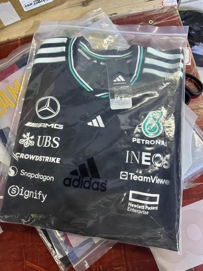 トップス Mercedes-AMG PETRONAS Formula1 Team T M