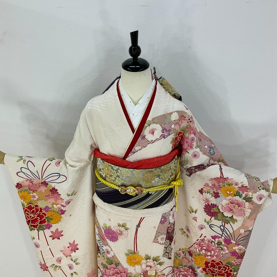 お振袖フルセット　7点セット　白　薬玉　M～Lサイズ　正絹　美品