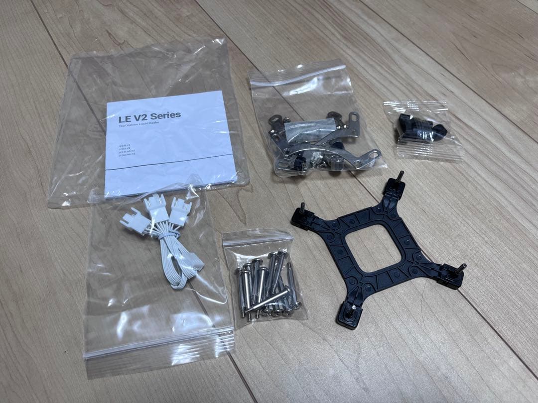 DEEPCOOL LE360 WH V2 CPU水冷クーラー 未使用に近い