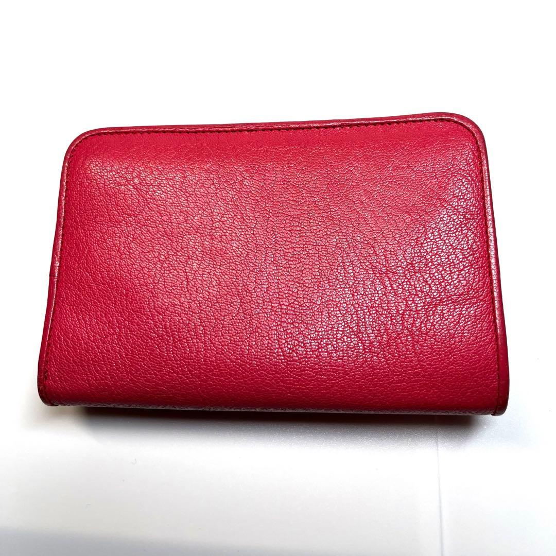 miu miu 赤 レザー 三つ折り財布