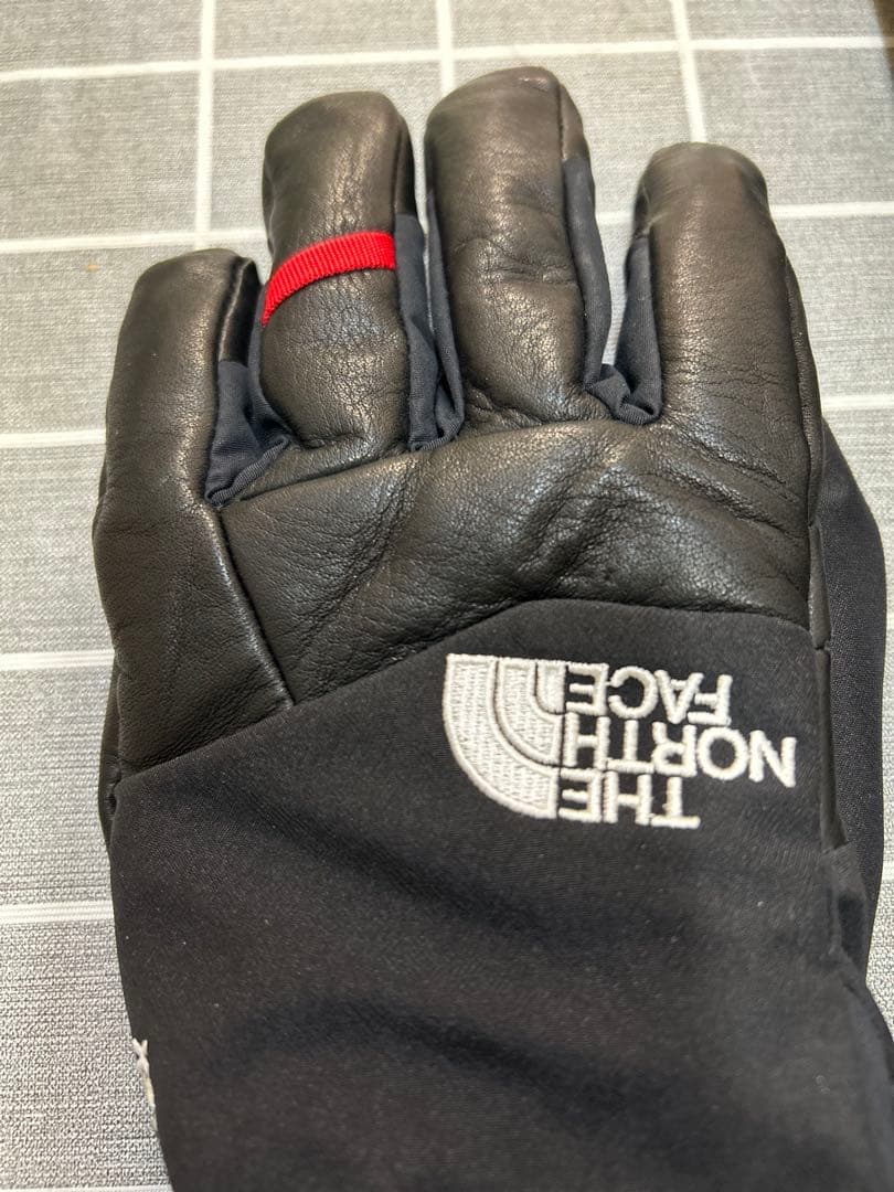 THE NORTH FACE 防水手袋 黒