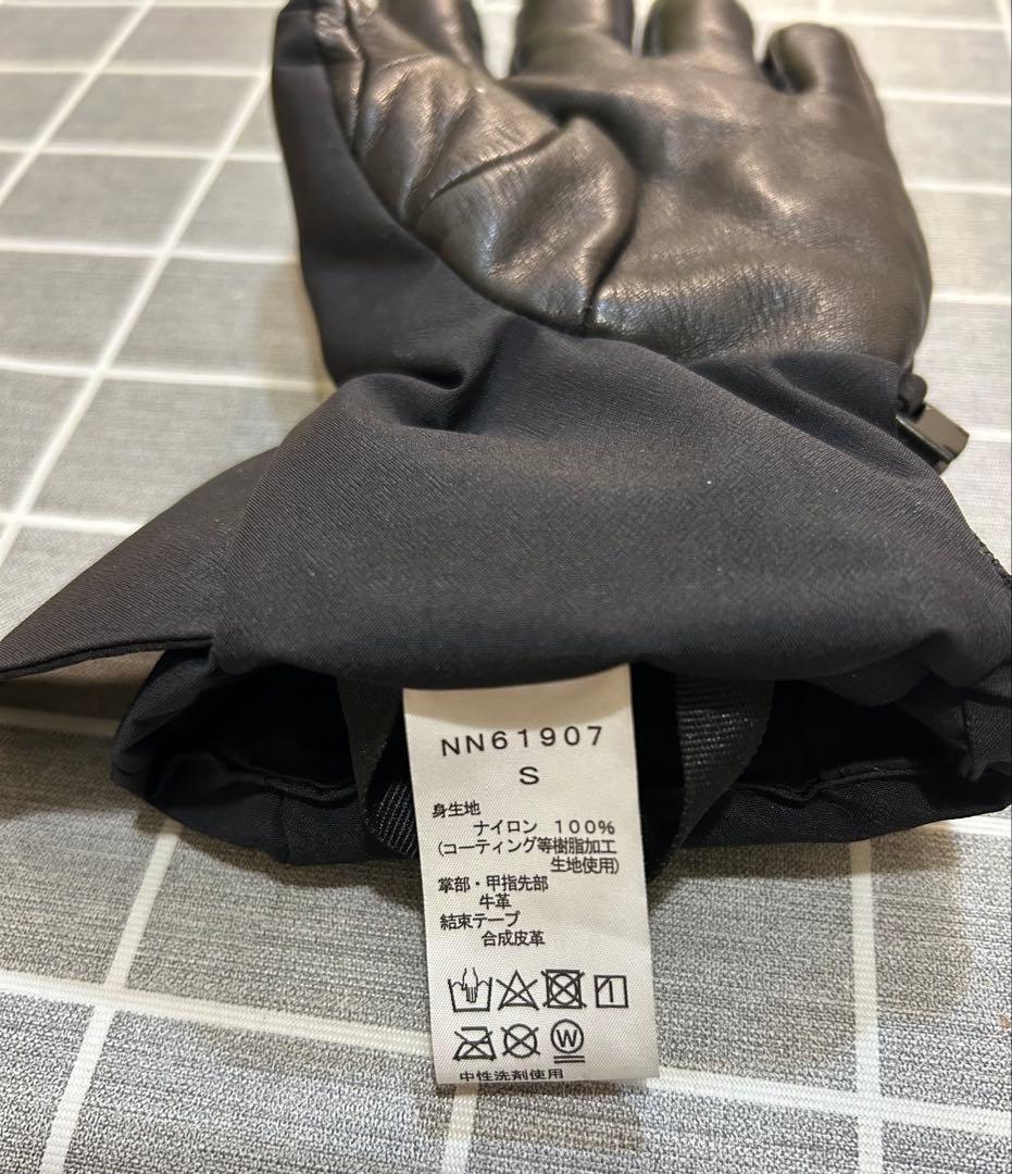THE NORTH FACE 防水手袋 黒