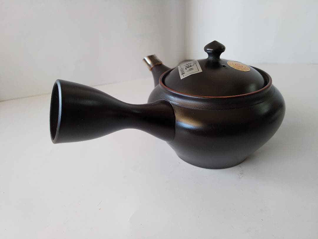 常滑焼 光松陶園 手造り 急須 常滑 土瓶 茶器 新品 未使用 です。