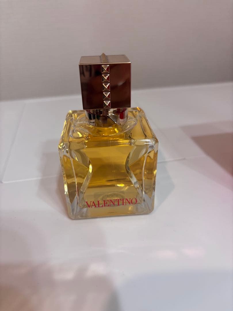 【50ml】VALENTINO ヴォーチェ ヴィヴァ オードパルファン　50ml