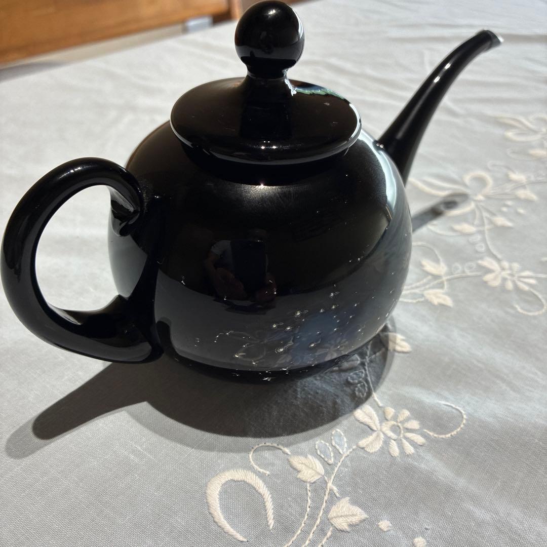 琉球ガラス末吉清一作水さし お酒を入れても楽しめます。