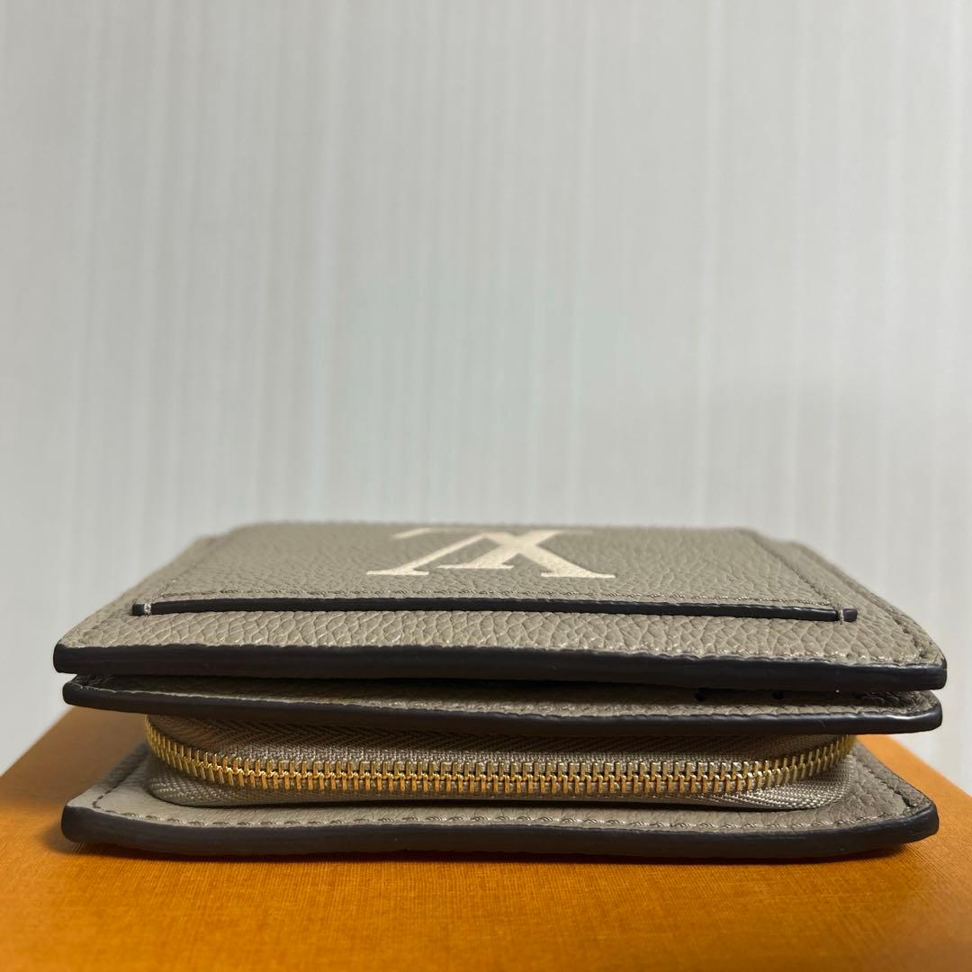 極美品Louis Vuitton 二つ折り財布 グレー ポルトフォイユ・クレア
