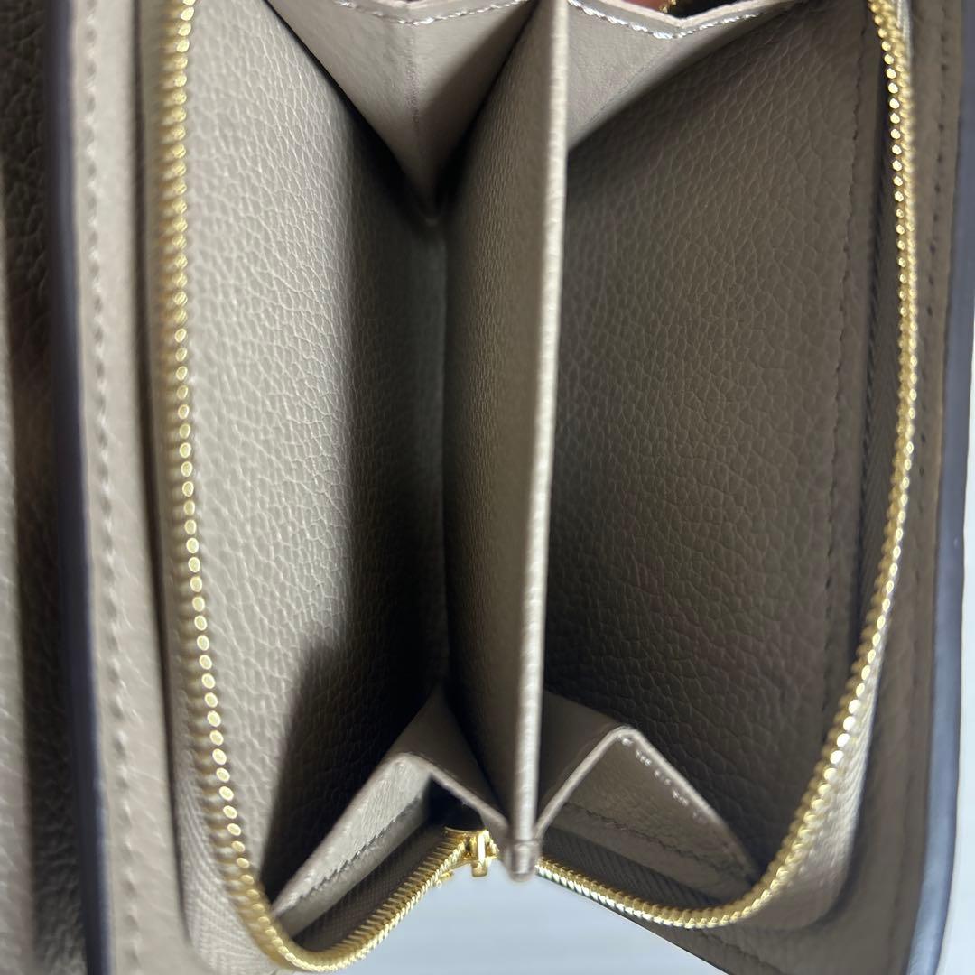 極美品Louis Vuitton 二つ折り財布 グレー ポルトフォイユ・クレア