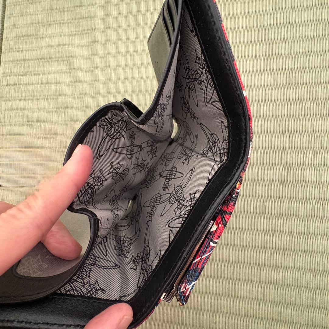 vivian westwood 三つ折り財布　タータンチェック　レッド
