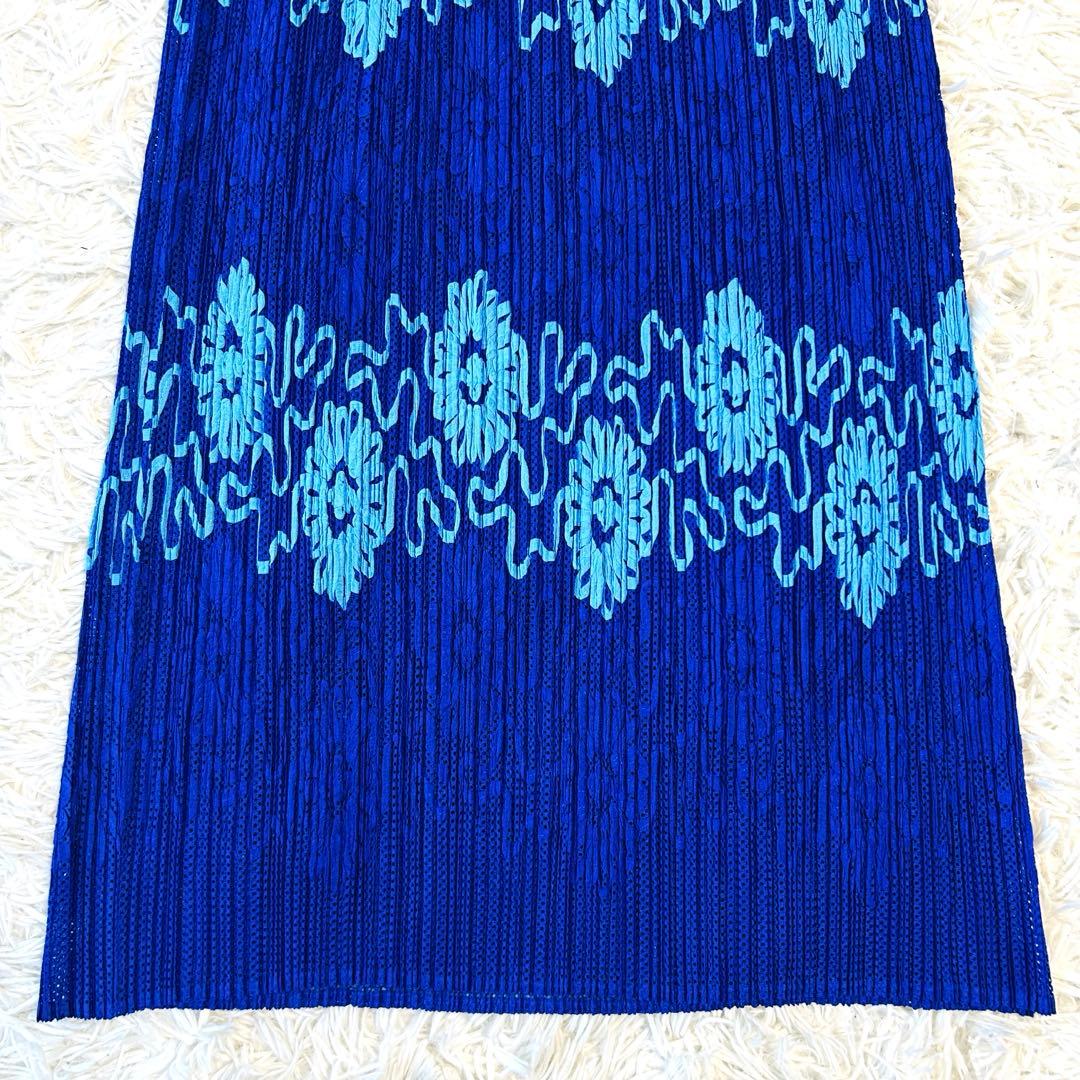 プリーツプリーズ ロングスカート 花柄 刺繍 フラワー イッセイミヤケ ブルー