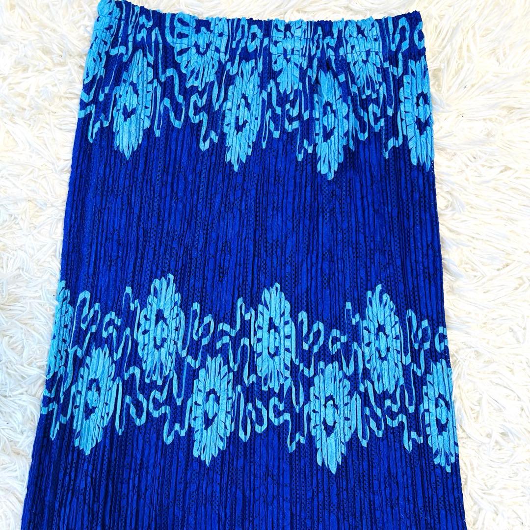 プリーツプリーズ ロングスカート 花柄 刺繍 フラワー イッセイミヤケ ブルー
