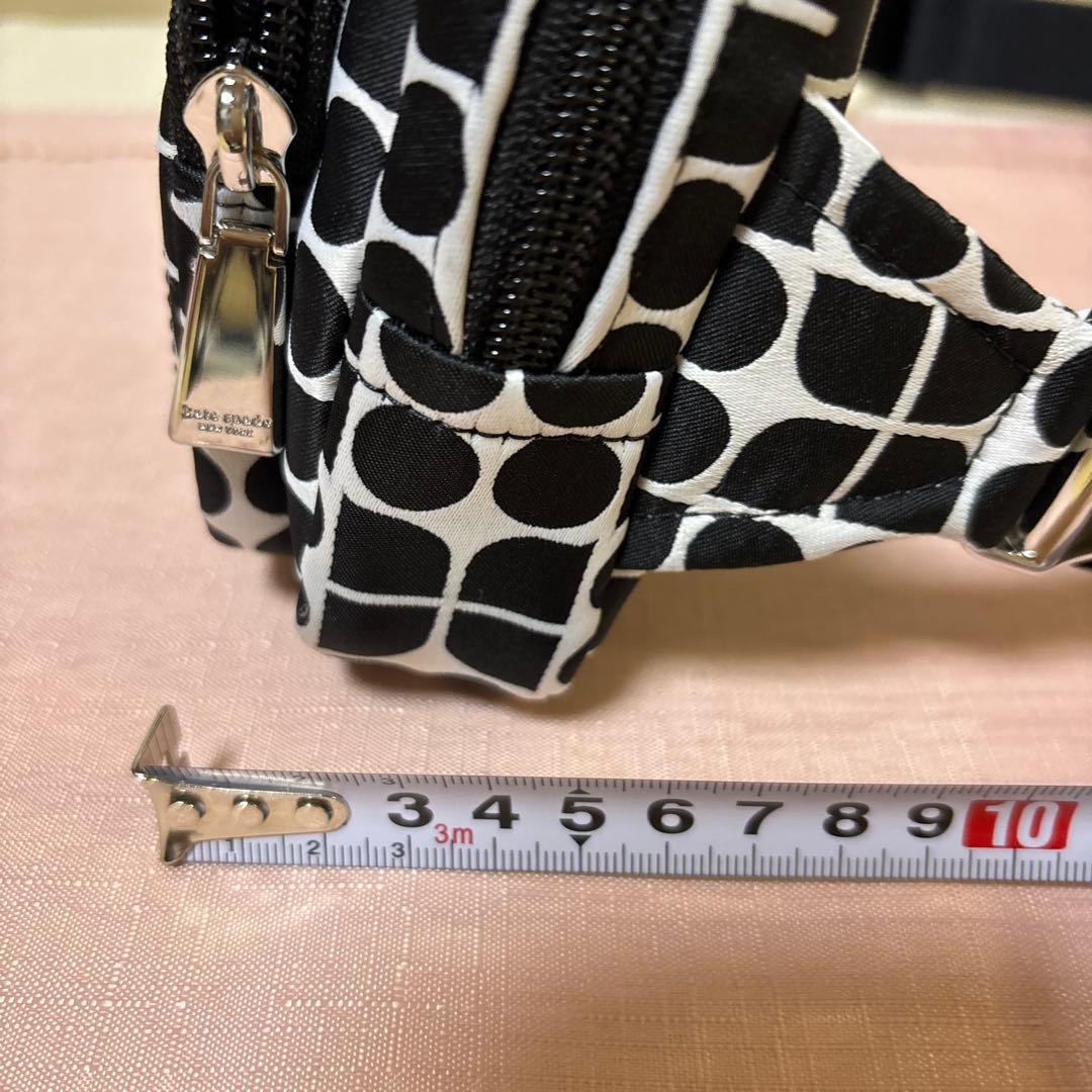 kate spadeウエストポーチ　未使用に近い。 　　小さめ