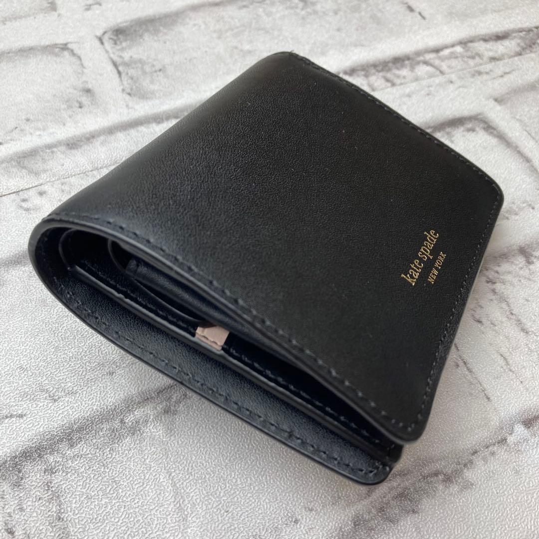 【美品】ケイトスペードニューヨーク★二つ折り財布　ブラック　ツイストロック