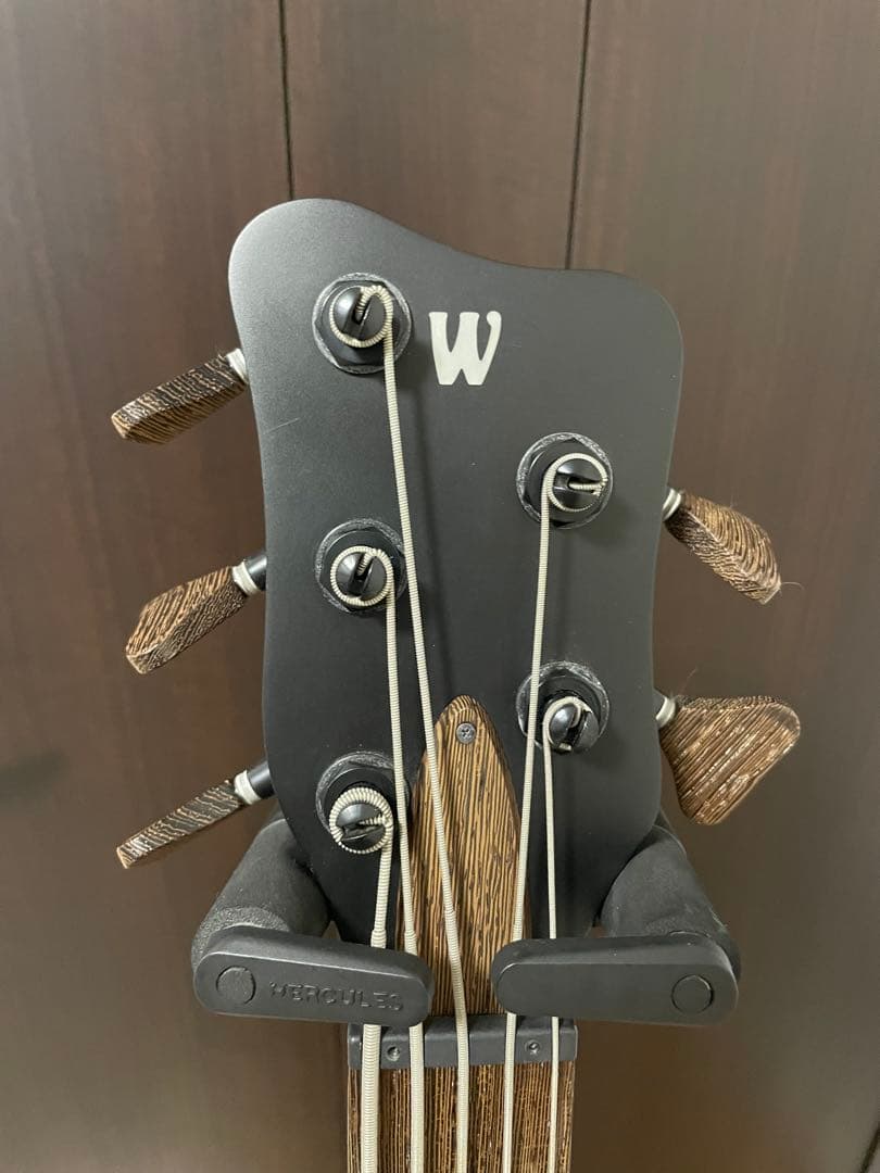ベース Warwick german pro series streamer LX5