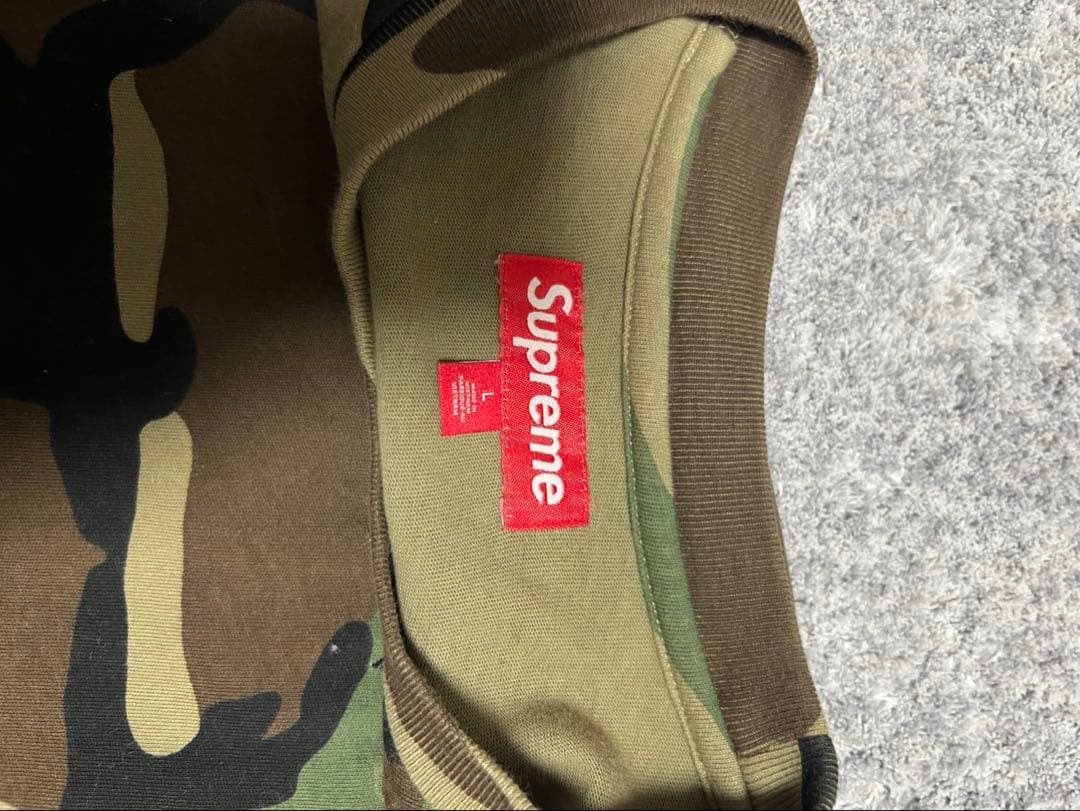 supreme迷彩Tシャツ