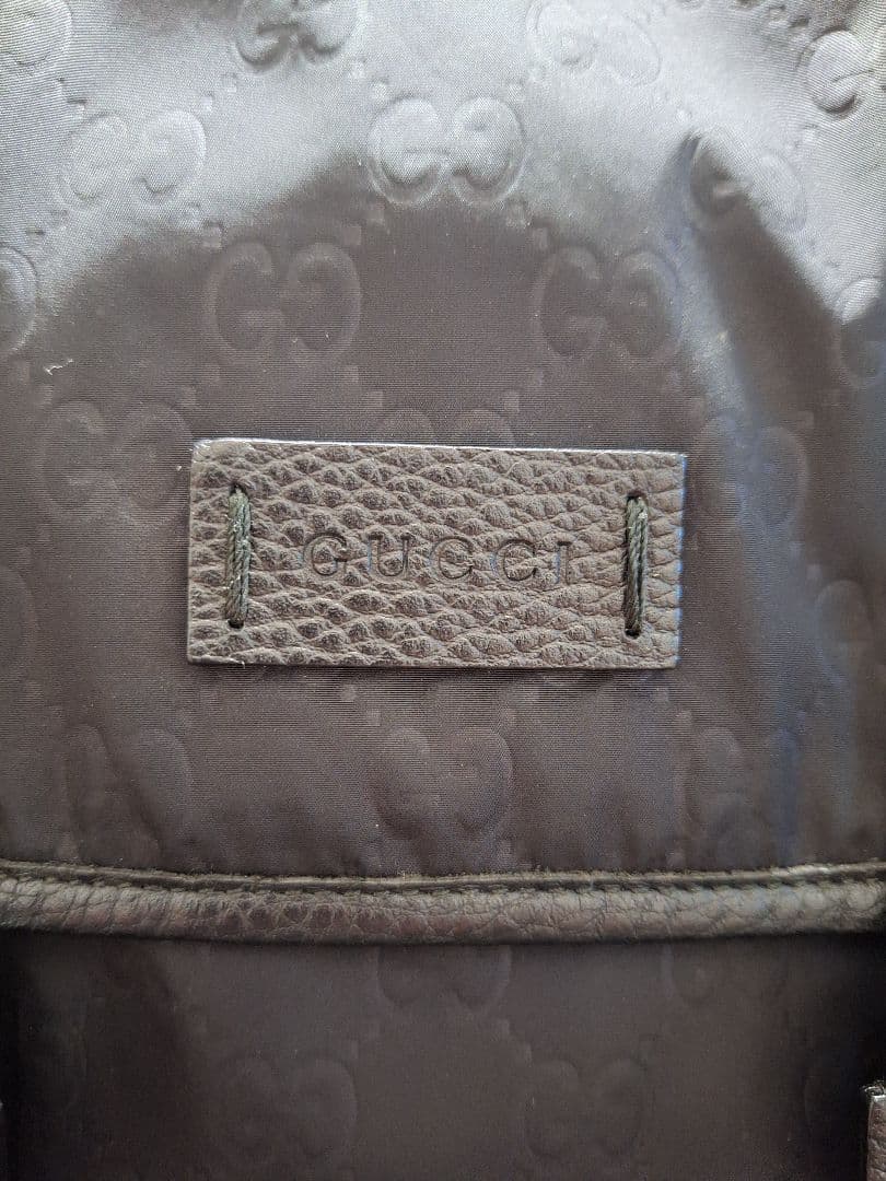 M*n様 GUCCI　ナイロン製ショルダーバック