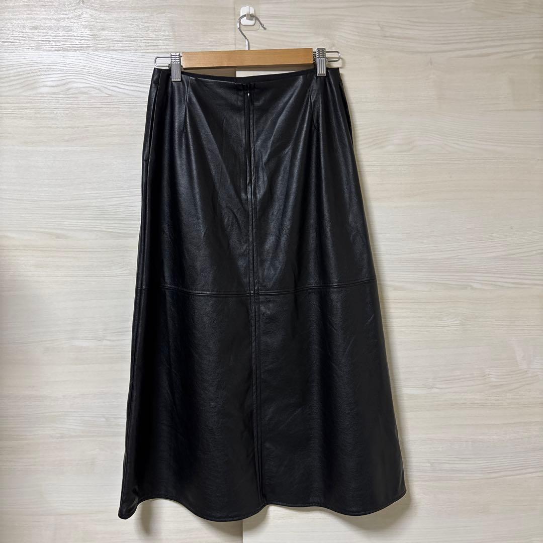 【Demi-Luxe BEAMS】美シルエット フェイクレザーロングスカート