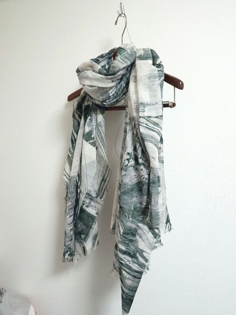 ファリエロ サルティ　Faliero Sarti　ストール　ショール　波模様