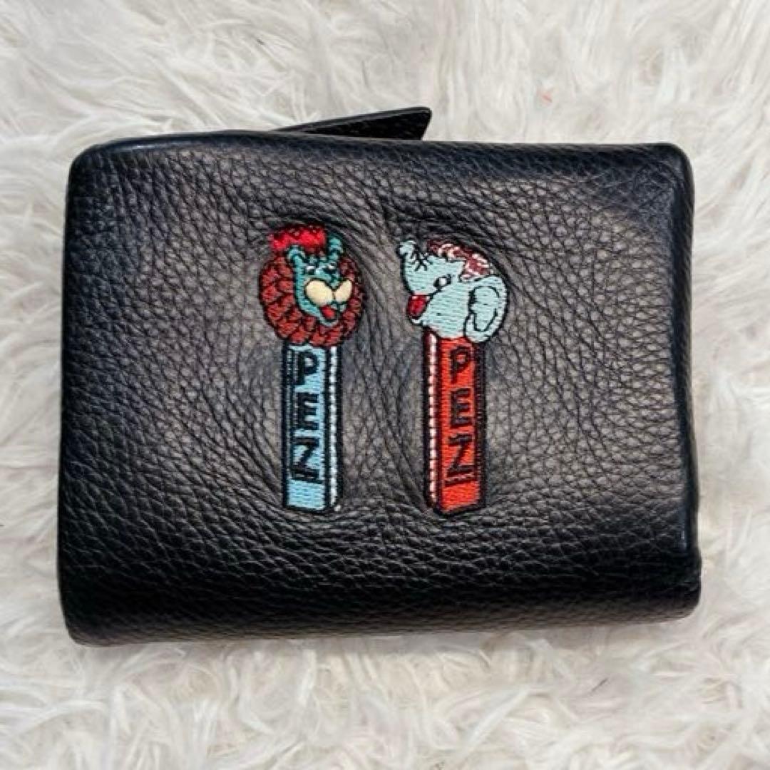 【美品】ear PAPILLONNER×PEZ 刺繍　二つ折り財布 黒