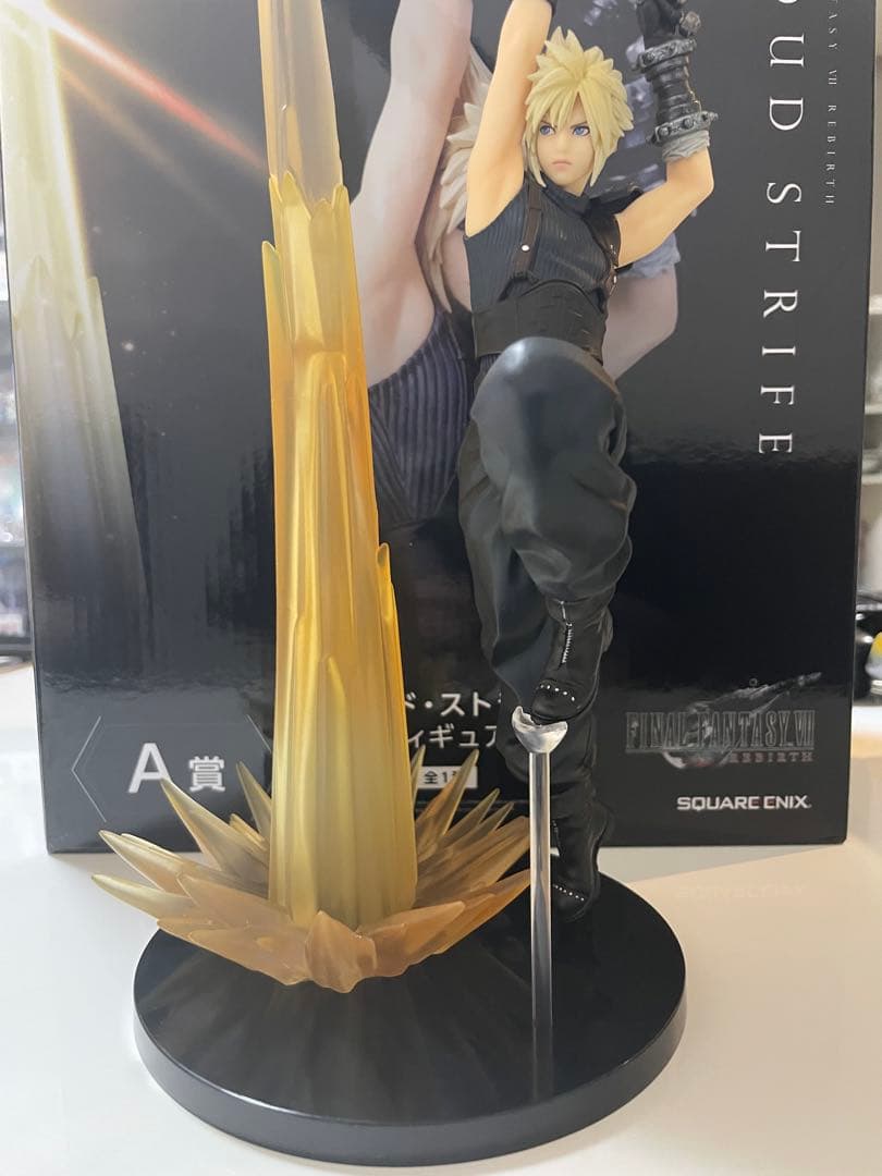 ファイナルファンタジー VII リバース クラウド・ストライフ A賞 フィギュア