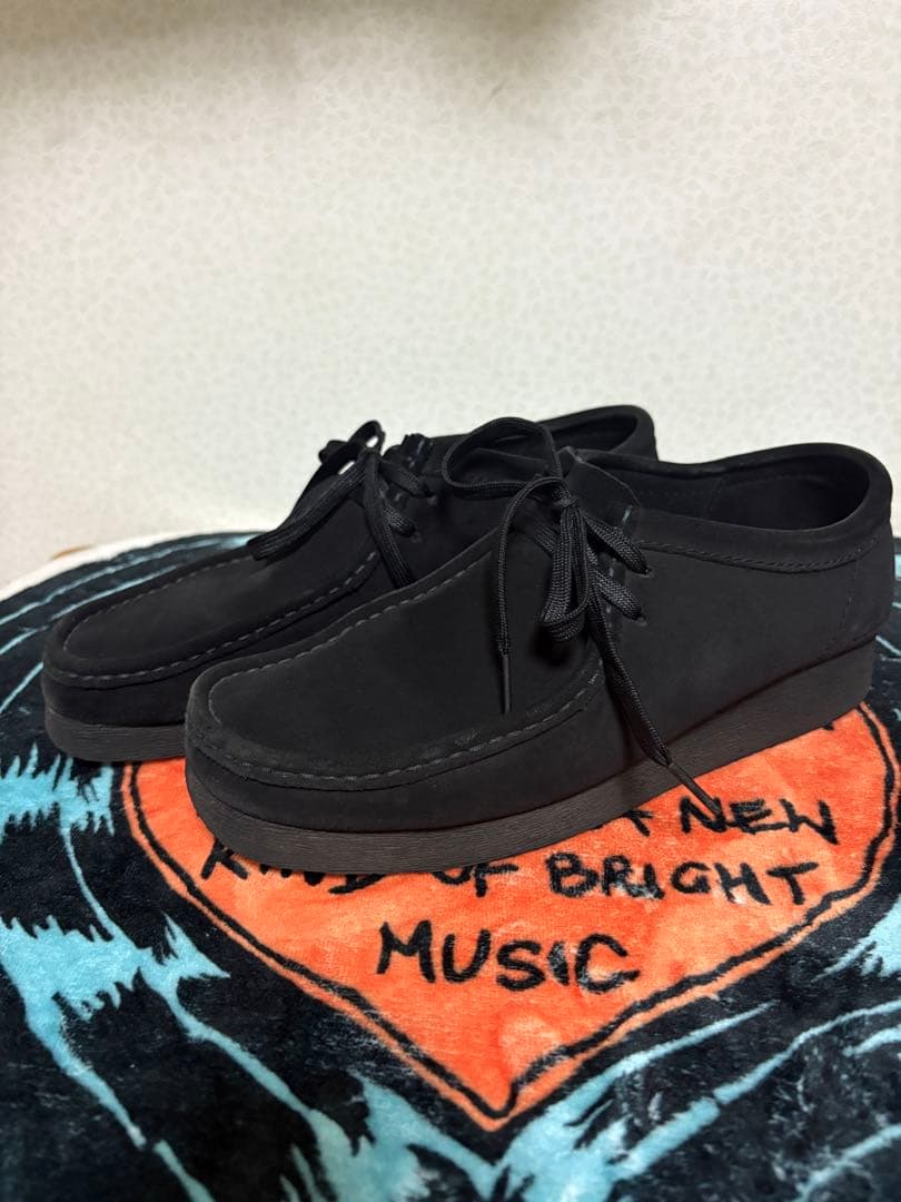 Clarks ワラビー　ブラック モカシン